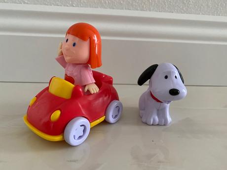 Autíčko plus postavicky, 