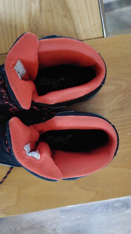 Waterproof air-stream anatomic, 32