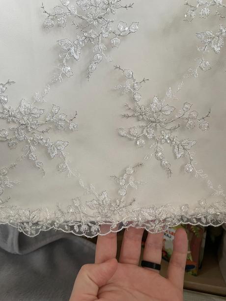 Svadobné / spoločenské šaty, m / s