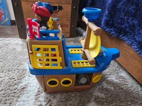 Piratska lod na hranie, 