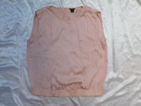 Pekna trendy plisovana bluzka/top, lindex,48