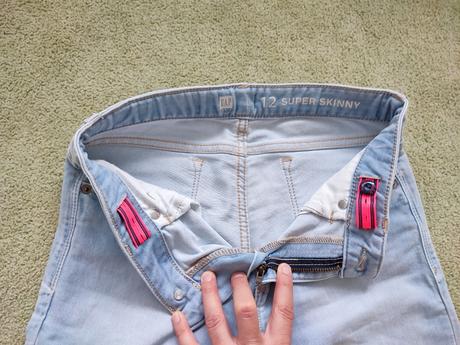 Rifle gap na chudé dievča, gap,152