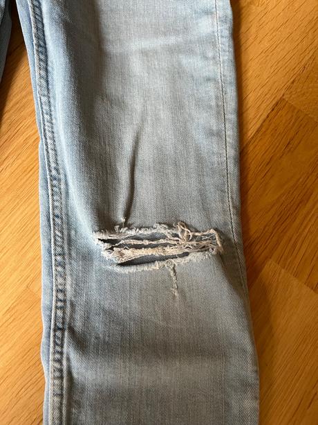 Frajerské rifle, h&m,140