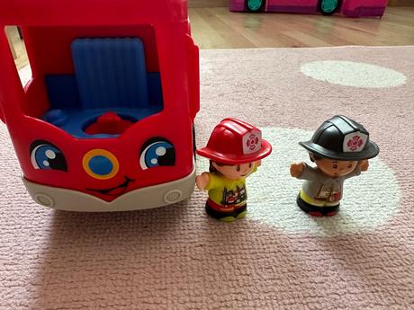 Hasicske auto fisher price, 