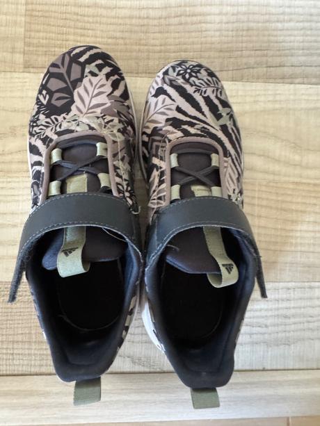 Tenisky adidas edicia levi kral, adidas,35