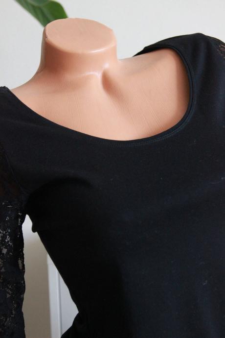 Čierny body top s čipkou, m, m