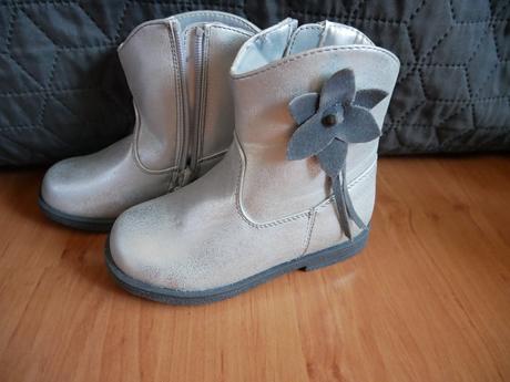 Strieborne prechodne čižmičky impidimpi, 25