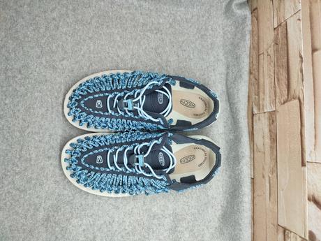 Keen 39 - tmavomodré sandále, keen,39