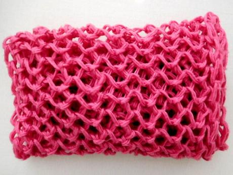 Krásny šál nákrčník krásne detaily uni veľkosť,