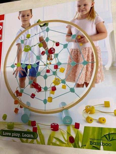 Hape - hra pavúci v sieti super na motoriku,