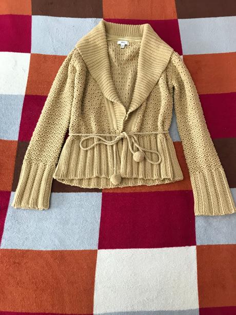 Sveter s gulickami na opasku, zn. mango - veľ. m, mango,m