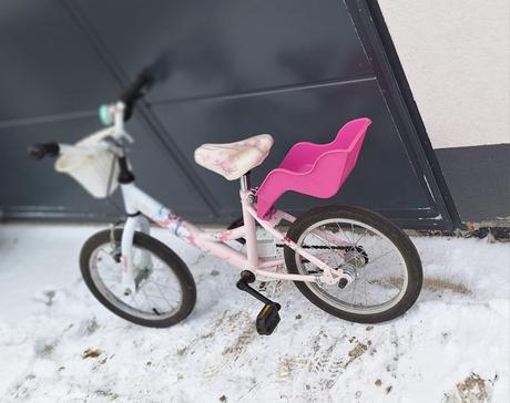 Dievčenský bicykel, 16