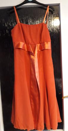 Spoločenské šaty, m