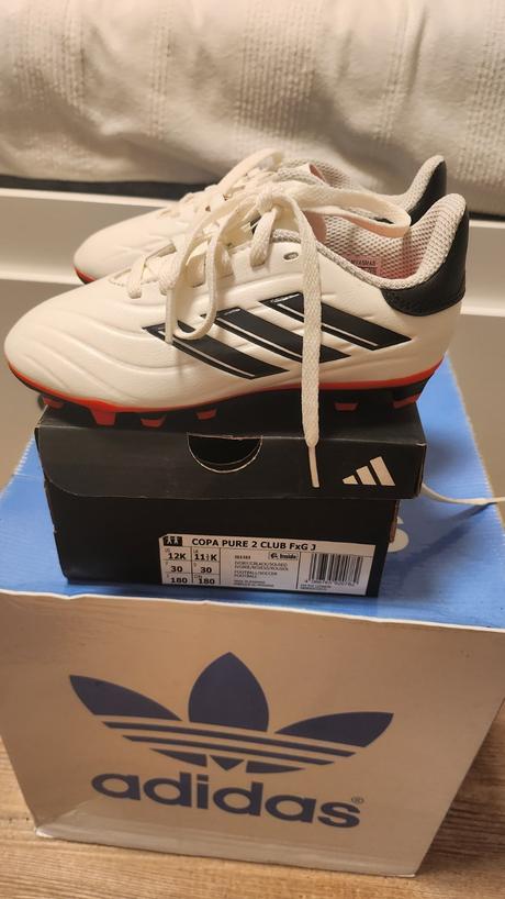 Kopačky, adidas,30