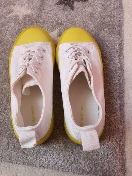 Tenisky, reserved,32