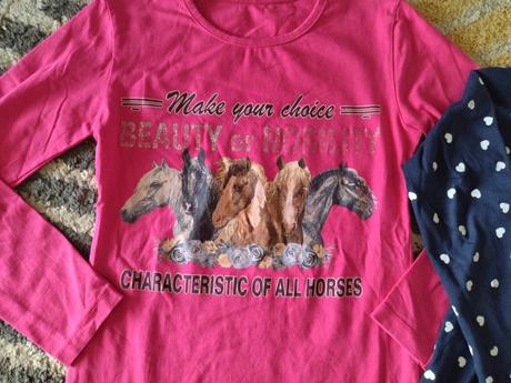 Koníkové tričko, 140