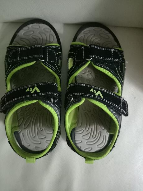 Chlapčenské sandále, 31