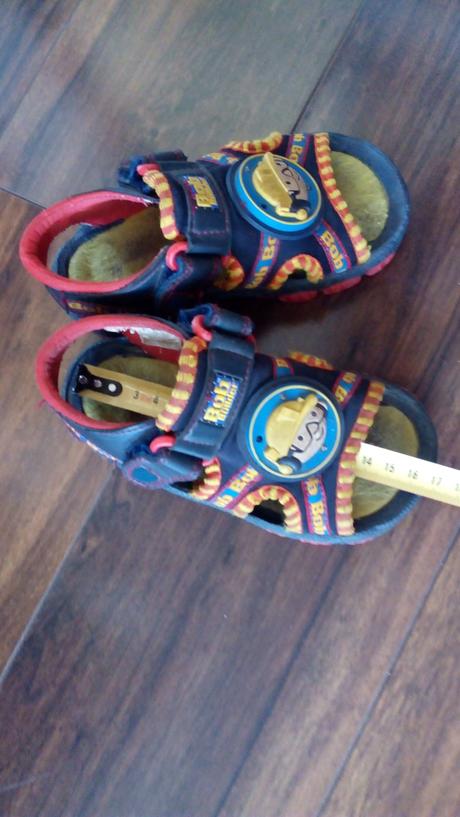 Sandalky borek staviteľ , disney,26