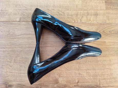 Celokožené lakované lodičky nero giardini, 40