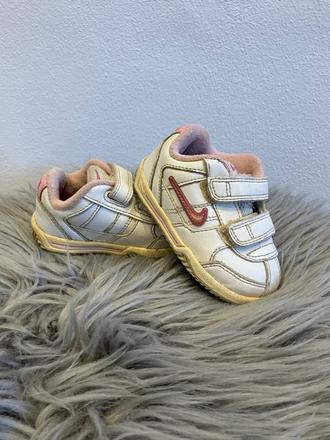 Dievčenské tenisky bielo ružové nike (19), nike,19