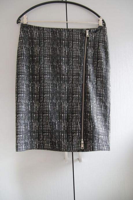 Čierno biela sukňa so zipsom l, l