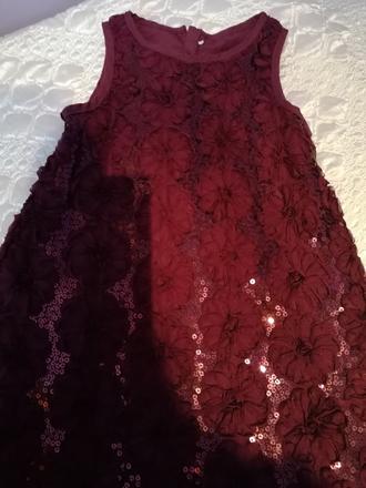 Balík elegantných šiat už aj s poštou veľ. 116, 104–116