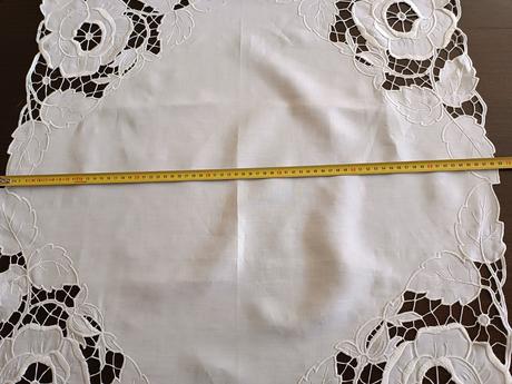 Obrus retro výšivka, 