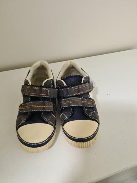 Chlapčenské tenisky, 32