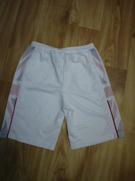 Sportove kratasy, lonsdale,146