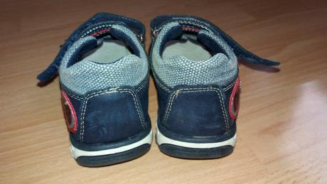 Chlapčenské sandálky, 24