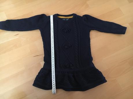 Pletené šaty značky tu, tu,80