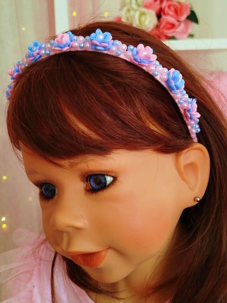 Čelenka s perličkami a 3d kvietkami, 