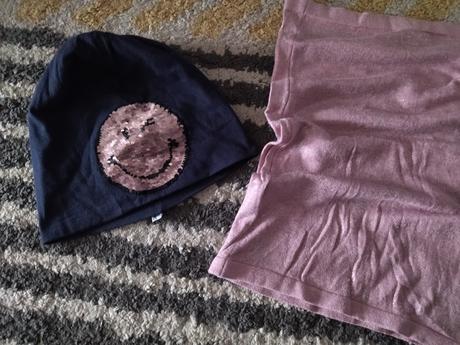 Čiapka smajlík a nákrčník 116/128, 116