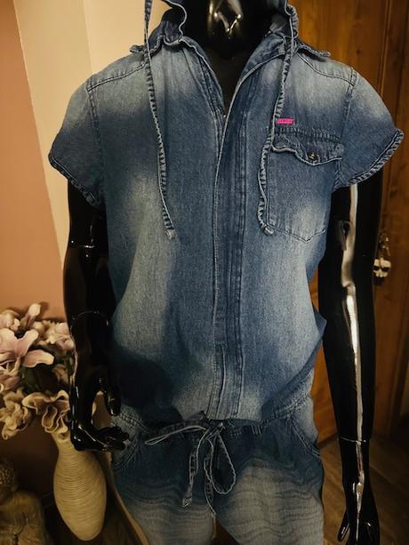 Džínsový overal na zips s kapucňou zn. retro, m