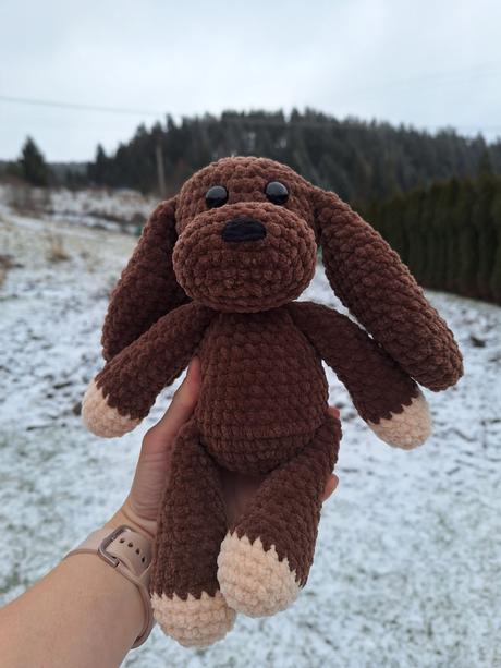 Háčkovaný pes s veľkým ňufákom, 