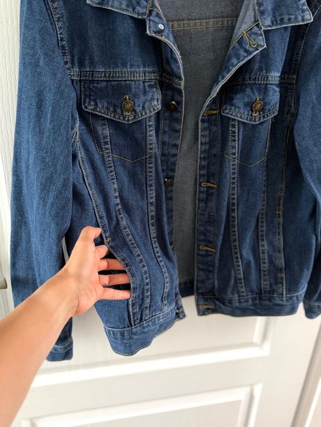 Klasická rifľová bunda s modrý denim, s