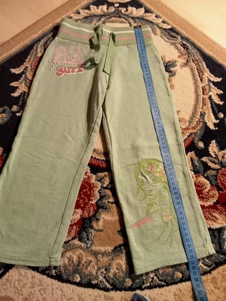 Pekné teplé zelené tepláčiky, next,104