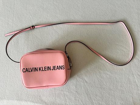 Krásna ružova calvin klein kabelka, calvin klein
