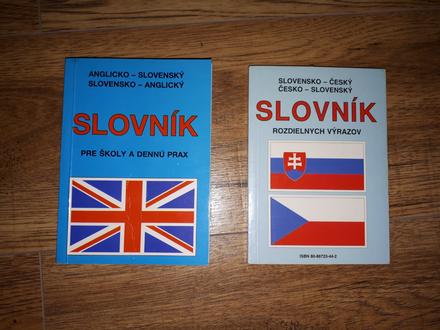Slovníky,