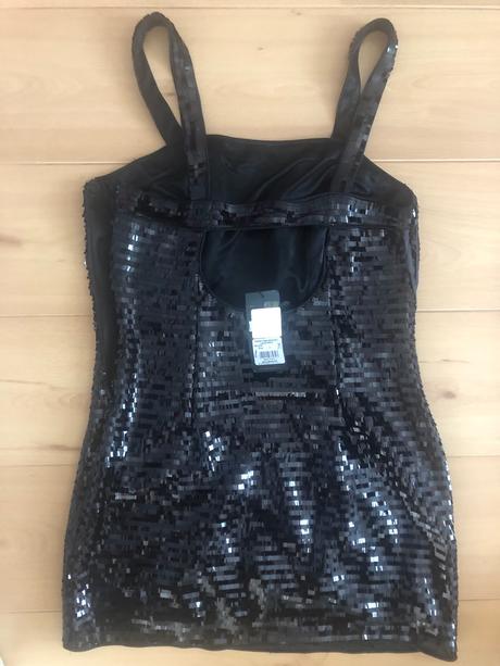 Nové spolocenské šaty, l