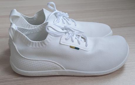 Be lenka stride - all white 40, be lenka,40