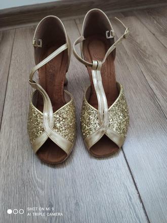 Sandále tanečné, 37