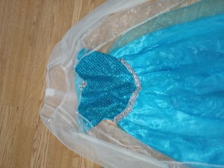 Karnevalové šatičky., 