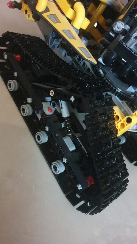 Lego technic 42094 - pásový nakladač  top stav, 