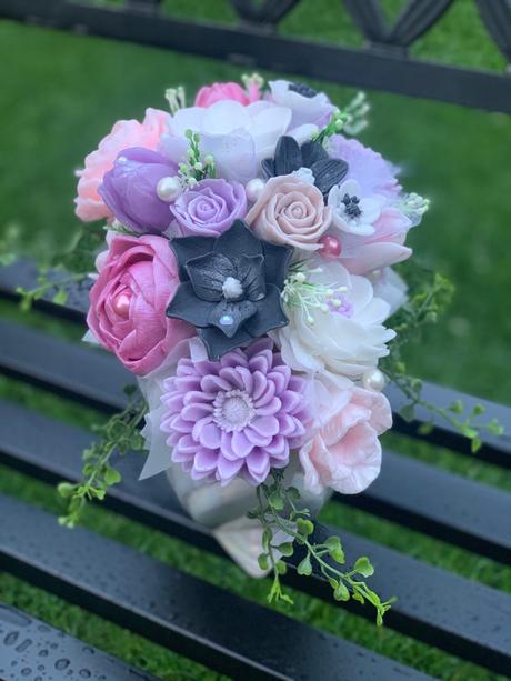 Mydlova kytica v mušli keramika, 