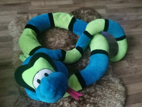 Veľký plyšový had, 