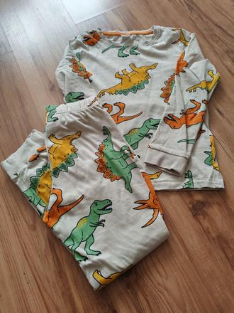 Pyžamo 122-128, 122