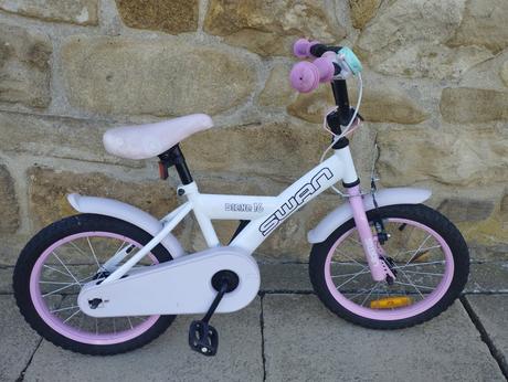 Dievčenský bicykel, 16