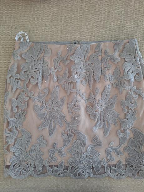 Elegantná sukňa missguided, 40