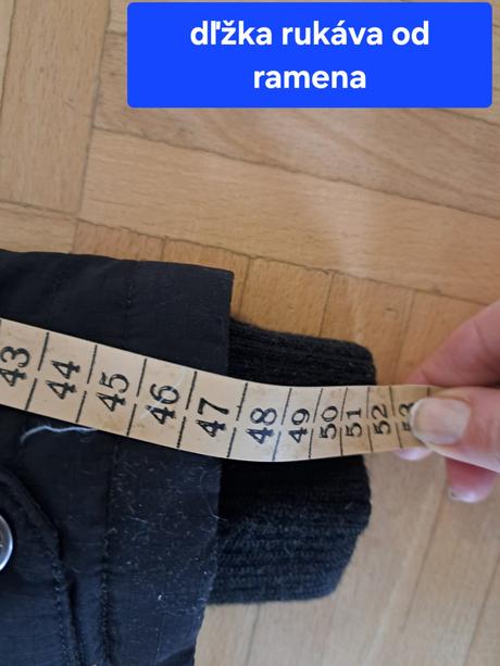 Páperova značková bundička, 116